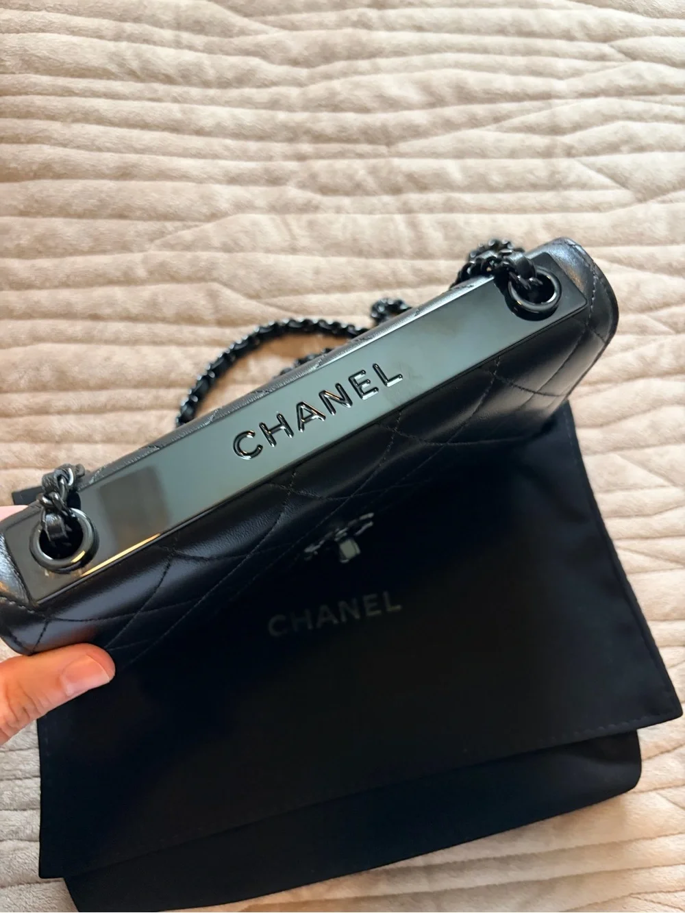 CHANEL Black Quilted Leather Crossbody Bag with Chain Strap